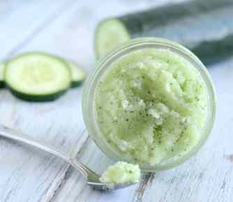 Cucumber-Mint-Sugar-Scrub-Recipe-009-1